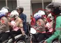 Panik Gendong Bayinya yang Sakit di Tengah Rusuh Ojol VS Dept Collector, 2 Anggota Polisi Ini Langsung Beri Tumpangan Darurat, Nekat Terobos Situasi Ricuh Saat Hantar ke RS