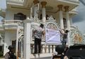 Pulang Liburan dari Korea Selatan, Suami-Istri Ini Kaget Ada yang Ingin Menyita Rumahnya yang Bernilai Rp60 Miliar, Tak Disangka Anaknya Menggadaikannya dengan Sangat Murah Hanya Demi Ini