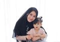 Selalu Muntah saat Minum Obat, Anak Ryana Dea Dilarikan ke Rumah Sakit Usai Demam Tinggi