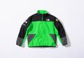Supreme Luncurkan Kolaborasi dengan The North Face, Mirip Jaket Gojek?