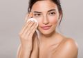 Perbedaan Milk Cleanser dan Micellar Water, Sudah Tahu Belum?