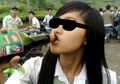 Minum 1 Liter Kecap untuk Membersihkan Racun Dalam Tubuh, Hasilnya Alami Kerusakan Otak