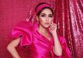 Tak Seksi Seperti Biasanya, Tampilan Ayu Ting Ting Pakai Mukena Justru Tuai Pujian dari Netizen