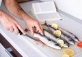 Bau Amis Sulit Hilang dari Ikan yang Mau Dimasak? Coba 4 Cara Ini, Ibu Rumah Tangga Wajib Tahu!