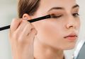 Eye Base Bagus dan Murah untuk Makeup Mata Pigmented dan Tahan Lama