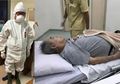 Sempat Dilarang Anaknya Tangani Pasien Covid-19, Kini Dokter Handoko Gunawan Terbaring Lemah di ICU Alami Sesak Napas