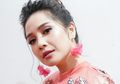 Masih Pakai Piyama Nagita Slavina Masak Sendiri di Rumah, Netizen Bandingkan dengan Artis yang Ngaku Gak Bisa Kupas Salak
