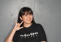 Tuli Tak Membuat Amanda Farliany Menyerah Menjadi YouTuber dan Model