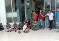 PM Malaysia Tak Main-main Lakukan Lockdown, 178 TKI 'Didepak' dari Negeri Jiran, Pilih Pulang Kampung Daripada Didenda Jutaan Rupiah Jika Ketauan Berkeliaran