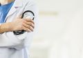 Terjangkit Covid-19 hingga Kelelahan Saat Bertugas, Total 7 Dokter di Indonesia Gugur Lawan Virus Corona