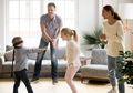 #FamilyQuality: Sudah Mulai Bosan di Rumah? Lakukan Berbagai Aktivitas Ini Bersama Si Kecil Yuk Moms, Bermanfaat untuk Otak Hingga Tubuh