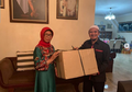 Bak Anak Bungsu, Begini Kedekatan Ustaz Yusuf Mansur dengan Ibu Presiden Jokowi Eyang Sujiatmi Notomiharjo Hingga Miliki Panggilan Sayang