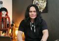 Sang Suami Diisukan Suka Sesama Jenis hingga Bayinya Meninggal Setelah Dilahirkan, Mbah Mijan Terawang Nasib Rumah Tangga Pasangan Artis Ini