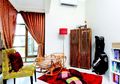 Chick dan Elegan, Interior Memikat dengan Sedikit Warna