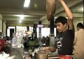 Banyak Pedagang Ngeluh Hampir Gulung Tikar, Pemerintah Aceh Beri Kelonggaran Pengusaha Warung Kopi Buka Ditengah Wabah Covid-19, Harus Penuhi Protokol Kesehatan Ini Sebagai Syarat!