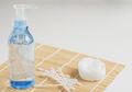 Jenis-jenis Makeup Remover yang Sesuai dengan Jenis Kulit #DiRumahAjaBisaCantik