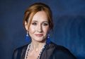 Sembuh dari Gejala Corona, JK Rowling Bagikan Teknik Pernafasan Sederhana