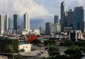 Foto-foto Kota Jakarta Saat 'Physical Distancing', Jalanan Sepi, Langit Cerah, dan Polusi Udara Menurun