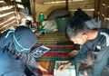 Disambangi Guru ke Rumah, Pelajar Ini Nggak Punya HP untuk Belajar dari Rumah