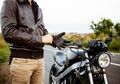 Tak Pakai Sarung Tangan selama PSBB, Pengendara Sepeda Motor Bisa Kena Denda Rp 100 Juta hingga Satu Tahun Penjara