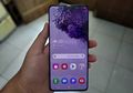 Review Samsung Galaxy S20 Plus: Paket Lengkap yang Nggak Berlebihan