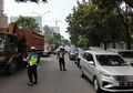Seolah Dianggap Isapan Jempol Saja, Puluhan Pengendara Masih Nekat 'Malam Mingguan' Saat PSBB Kota Tangerang