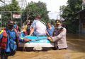 Berjibaku Selamatkan Orang Lain dari Terjangan Air Banjir, Anggota Polisi Ini Tak Menyadari Kematian Telah Mengintai Nyawa Ayahnya Sendiri, Begini Kronologi Lengkapnya