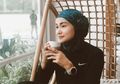 Bagikan Tips Agar Produktif di Rumah dari Soraya Larasti, Dandan Cantik Bisa Jadi Jawabannya, ‘Outfit Harus Bisa Mewakili Pribadi Kita’