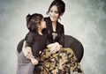 Adem Banget! Intip Potret Cantik Ayu Ting Ting dan Bilqis dalam Balutan Mukena Couple Saat Tarawih Hari Pertama Puasa