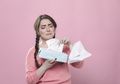 Punya Hati yang Lembut, 3 Zodiak Ini Mudah Tersentuh dan Cengeng Loh!