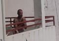 Stres Gara-Gara Tak Bisa Keluar Rumah Akibat Lockdown Covid-19, Pria di Thailand Ini Tega Lempar Sang Istri dari Lantai 7 Apartemen