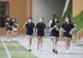 Usai 3 Bulan Ditutup, Anak-anak di Vietnam Senang Bisa Kembali Sekolah