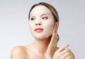 Sembarangan Pakai Sheet Mask Justru Bisa Bikin Kulit Rusak! Hindari Kesalahan Berikut Ini