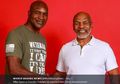 Evander Holyfield Buktikan Trilogi Kontra Mike Tyson Bukan Settingan