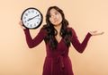Inilah 3 Zodiak yang Paling Suka Telat Setiap Menghadiri Acara