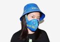 Seniman Ini Bikin Tas Belanja Jadi Masker Keren, Kamu Juga Bisa Ikutan
