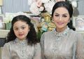 Krisdayanti dan Amora Kompak Pakai Gamis, Sepatu Heels yang Dipakai Putrinya Justru Curi Perhatian