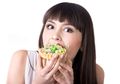 5 Zodiak Ini Paling Doyan Makan dan Cepat Gemuk Setelah Lebaran, Sagittarius Salah Satunya!