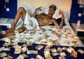 Sering Pamer Uang Di Medsos, Rapper ini Ditemukan Tewas
