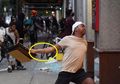 Viral Foto Pria Bertato Pulau Indonesia Ikut Demo Rusuh George Floyd, Pelaku Beri Klarifikasi