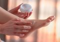 Rekomendasi Foot Cream Untuk Mengatasi Kaki Kering dan Pecah-pecah di Bawah 30 Ribu Rupiah #DiRumahAjaBisaCantik