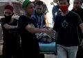 Ramai-ramai Datangi Rumah Sakit di Makassar, Seorang Pria Ketahuan Ambil 'Cool Box' Berisi Sampel 'Swab' Jenazah PDP Covid-19, Begini Kronologinya