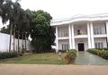 Menilik Kembali Rumah Putih Bergaya Klasik yang Viral Sering Dipakai Syuting Sinetron, Terbongkar Harga Sewanya Tembus Rp 150 Juta per Bulan!