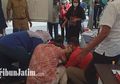 Kasus Corona di Wilayahnya Terus Melonjak, Tri Rismaharini 2 Kali Sujud dan Menangis di Hadapan Dokter, Wali Kota Surabaya: Tolonglah, Kami Jangan Disalahkan Terus