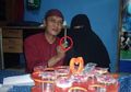 Nikah Model Apa Ini. Pria ini Nekat Nikahi Pasangannya dengan Hanya Bermodal Rp 500 Perak, Netizen: Gak Kebayang Sekikir Apa Cowok Macam itu...
