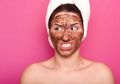 Malah Merusak Kulit, Memakai Masker Wajah Setiap Hari Ternyata Tidak Baik!