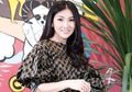Istri Ruben Onsu Tampil Cantik Pakai Long Dress, Harga Tas Mungil yang Dipakai Sarwendah Jadi Sorotan, Mahal Banget?