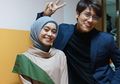 Janur Kuning Terlanjur Melengkung, Rizky Billar dan Lesti Kejora Justru Asyik Suap-suapan Tumis Kangkung, Sang Biduan: Astagfirullah, Menikah Itu Bukan untuk Perlombaan