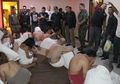 Sembunyi-sembunyi Adakan Pesta Seks di Tengah Pandemi, 30 Orang Kelabakan Usai Diciduk Polisi