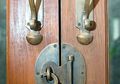Sering Diremehkan, Ini Do's and Don'ts Cara Merawat Handle Pintu Rumah